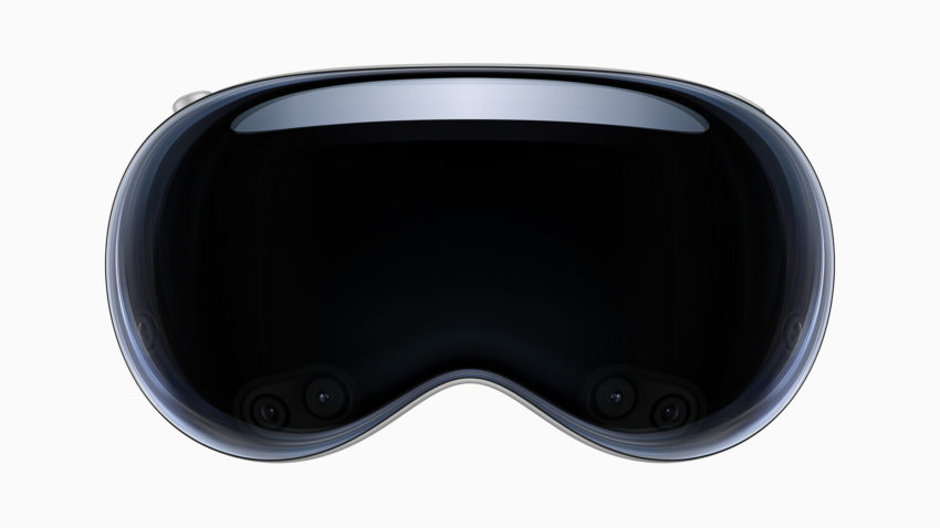 Apple WWCD23 Vision Pro glass 230605 big.jpg.large 2x